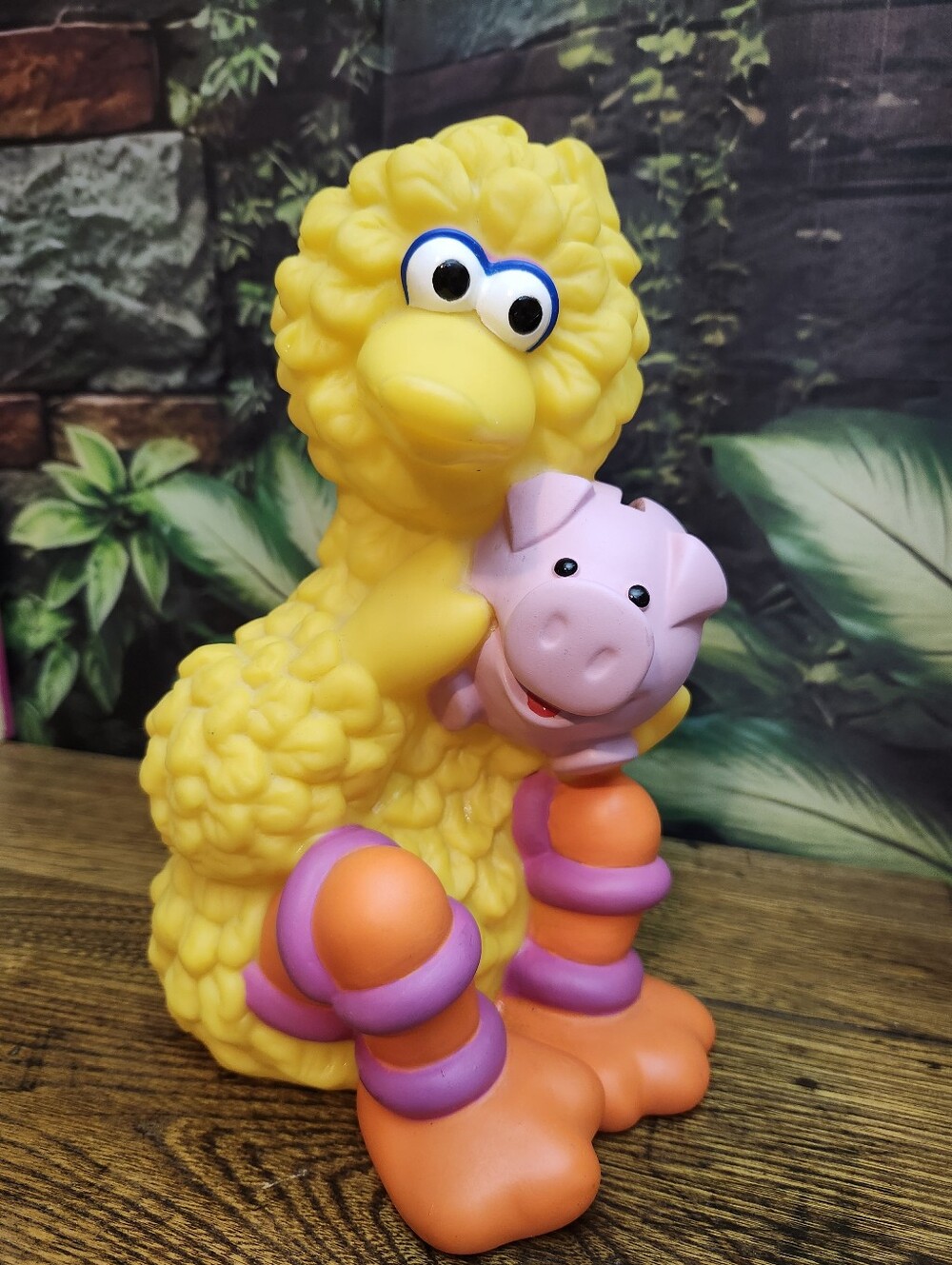 Vintage 1996 Sesame Street Big Bird & Piggy Bank figure